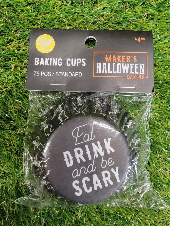 Wilton Maker's Halloween Hornear Cupcakes Tazas Lote de 2 75 Piezas - 150 Piezas en Total Foto 3 de 4
