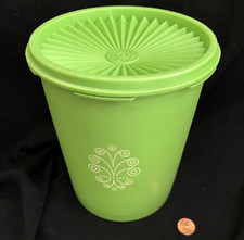 Vtg Tupperware 809-14 Servalier Apple Green  6 3/4" CANISTER Starburst Lid NICE