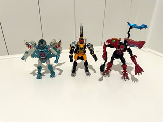 Hasbro Transformers Robots in Disguise Lot (3) Slapper/Dark Scream/Gas Skunk