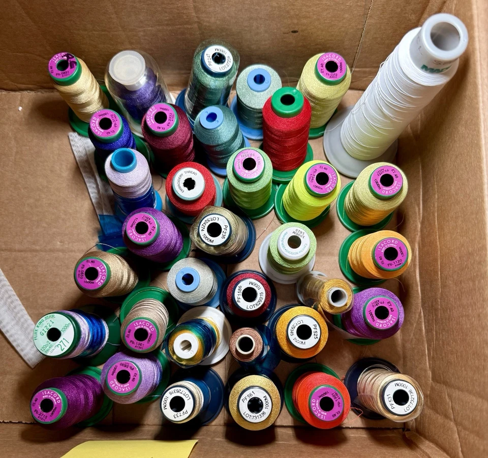 Isacord Embroidery Thread 100% Polyester 1000m Made in Germany Mixed Lot of 35 - Image 2 of 3