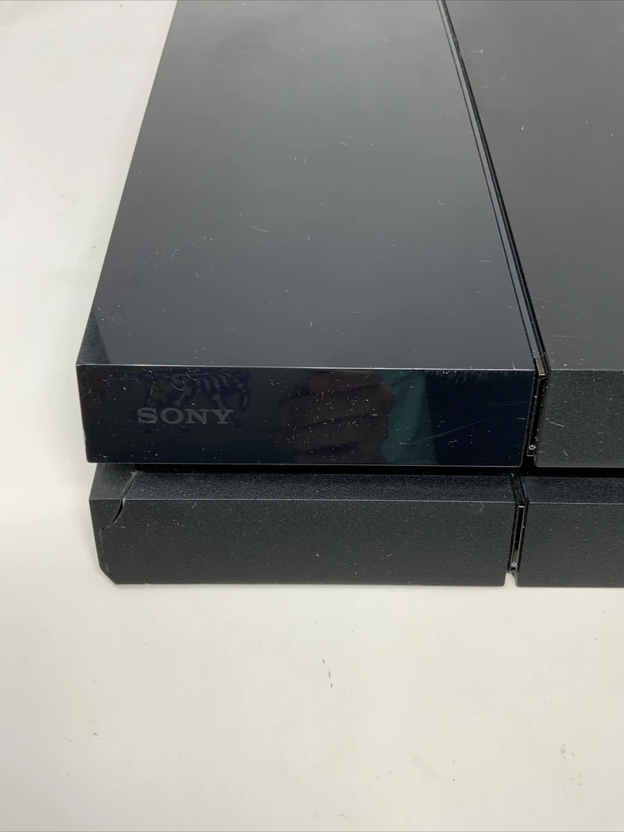 Playstation 4 PS4 500 GB CUH 1115A Not Working For Parts Or Repair