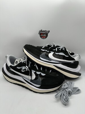 靴 sacai x Nike VaporWaffle Black and White s-l1200.jpg