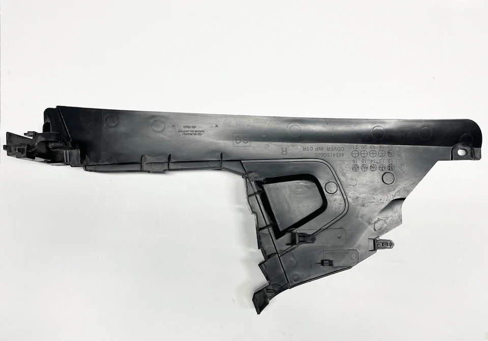 Cubierta Subaru Forester 2014-2016 Inp Ctr derecha negra OEM 66241SG020 Foto 4 de 4