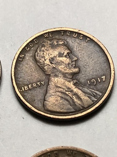 1917 Lincoln Wheat Cent in Average Circulated Condition Lot V32. Priced To Sell - Picture 2 of 12