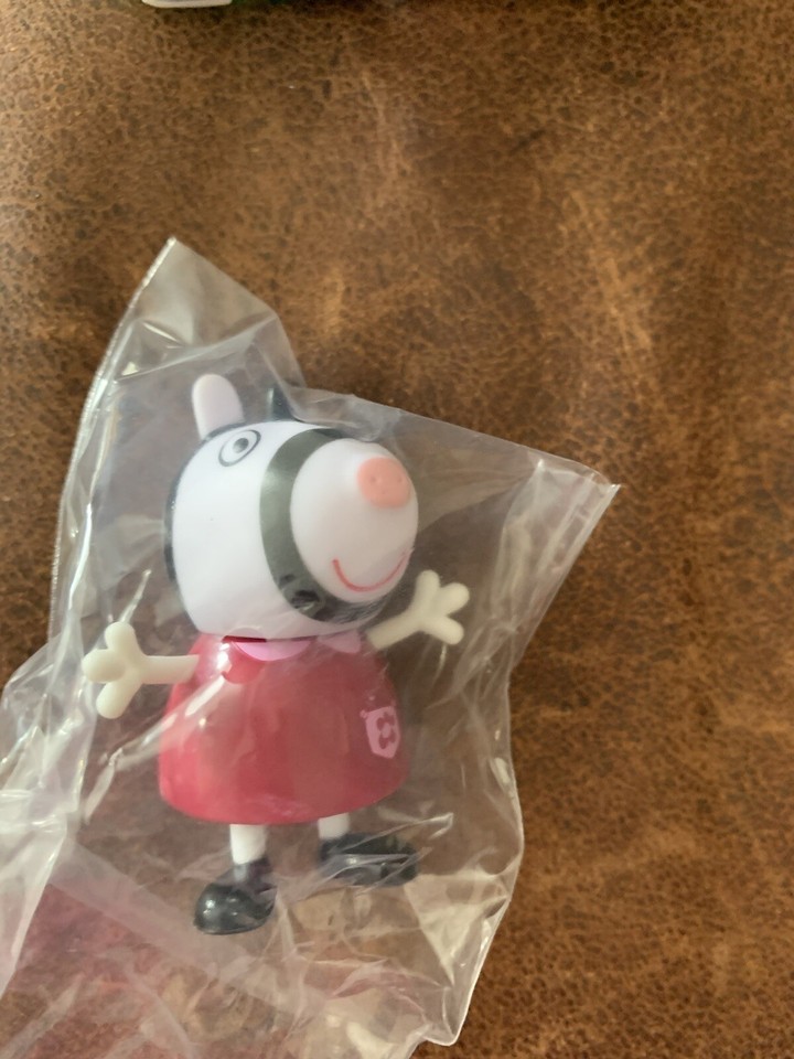 NEW Peppa Pig Car Surprise Camper Mini Blind Bag Zoey Zebra Mystery