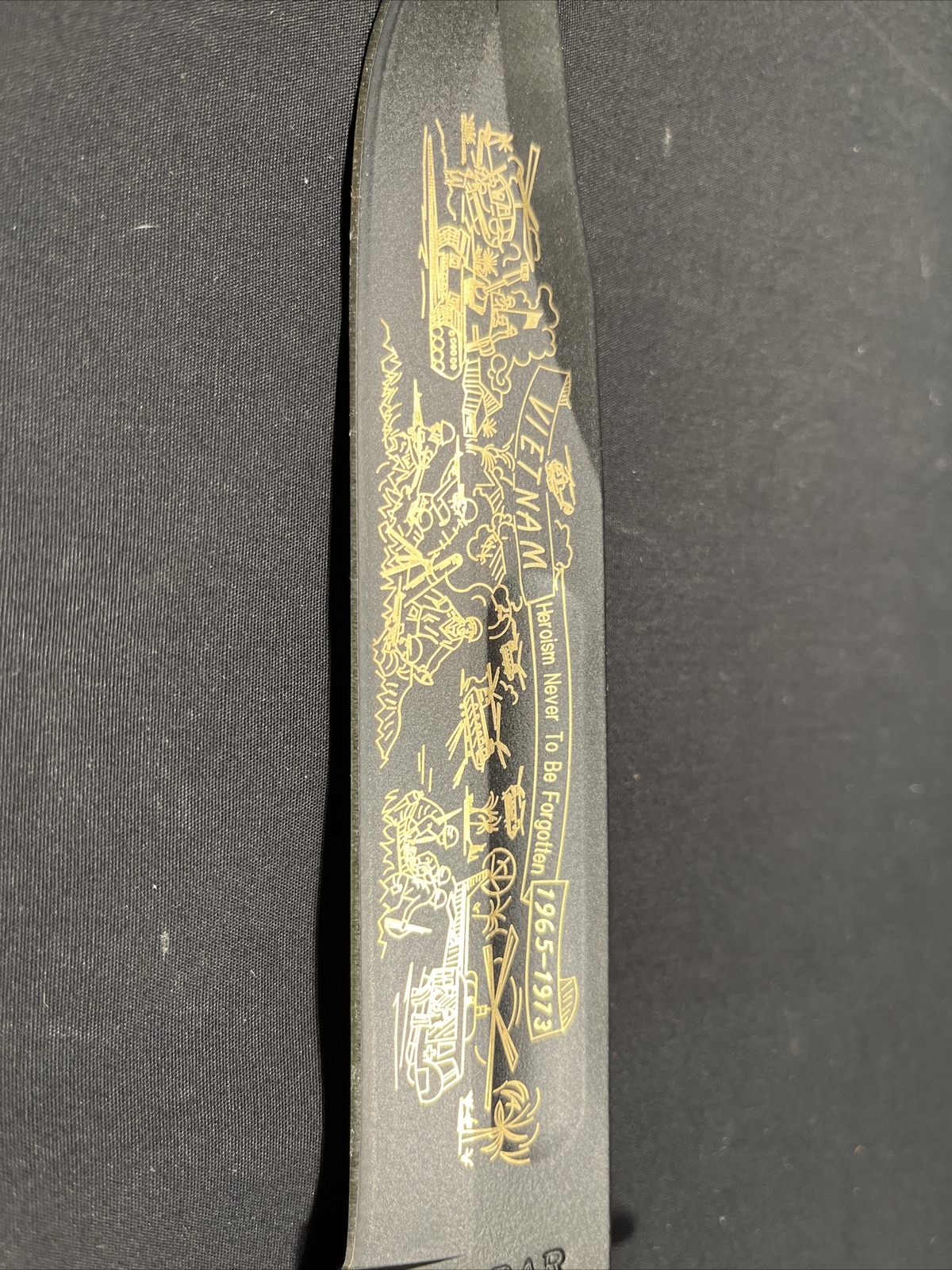 KaBar Vietnam War Commemorative Fighting Knife (Engraved) w/ Sheath eBay