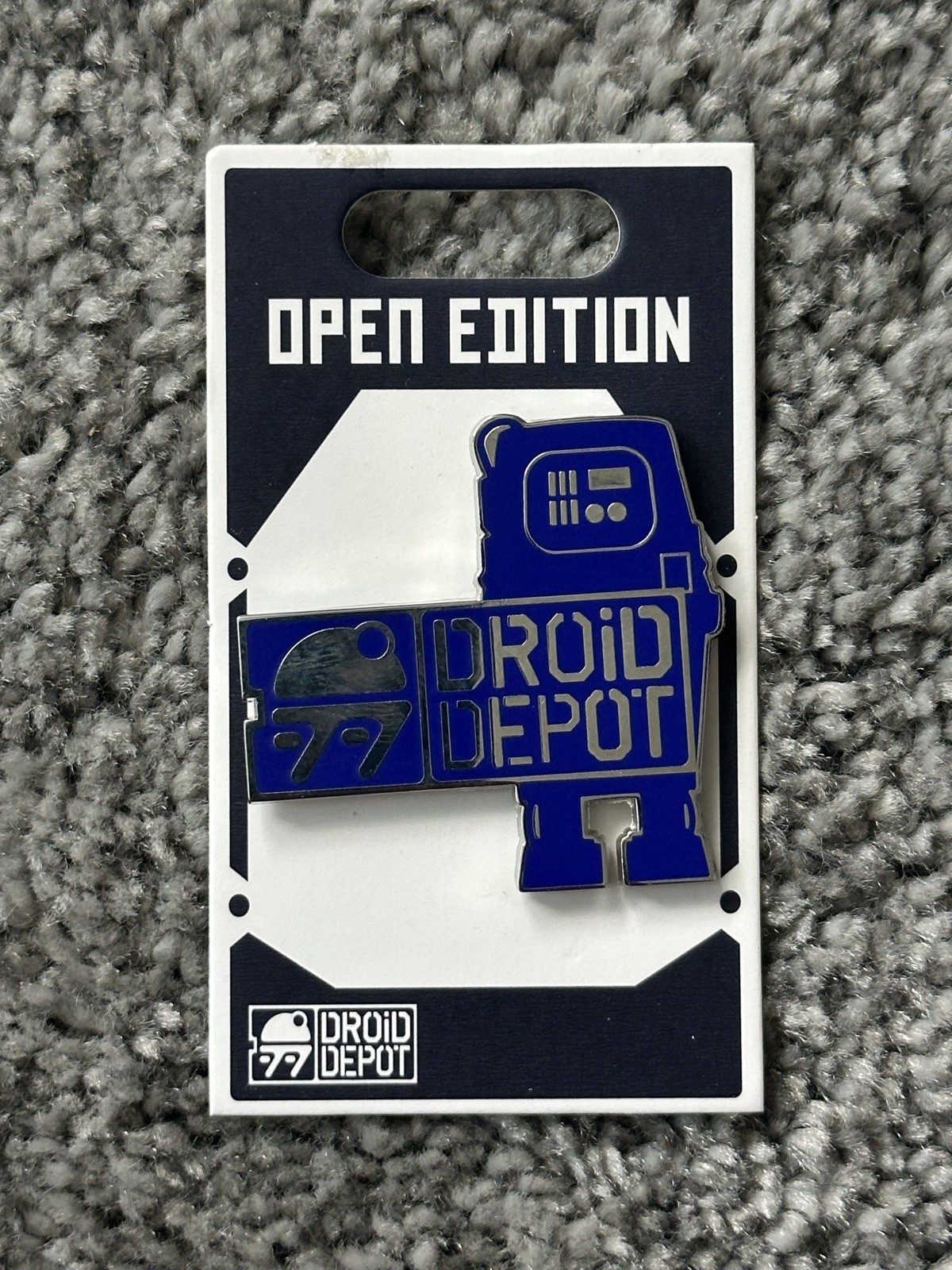 Disney Parks Star Wars Droid Depot Open Edition Pin Silver Tone Blue 