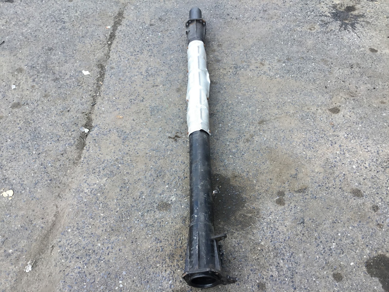 Maserati Coupe GT 2003 4.2L RWD Rear Propeller Driveshaft Drive Shaft 02-06 ;:Y
