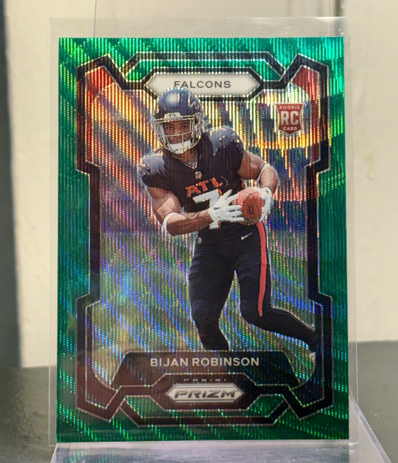 2023 Panini Prizm - Rookies Bijan Robinson #305 Green Wave Prizm Falcons