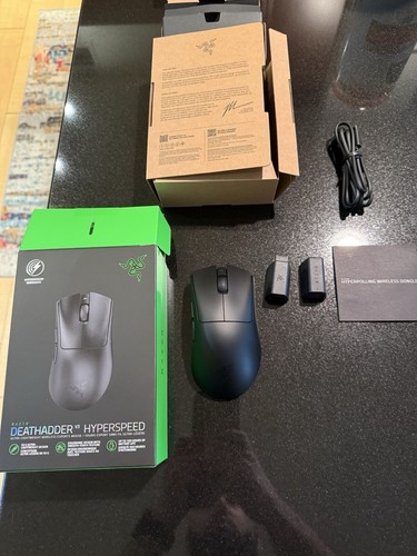 Razer Deathadder V3 Hyper speed w/ Hyper speed Dongle - Mint!! - Afbeelding 8 van 8