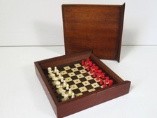 ANTIQUE JAQUES? RAILWAY TRAVEL CHESS SET PEGGED PIECES & ORIGINAL  BOARD- BOX