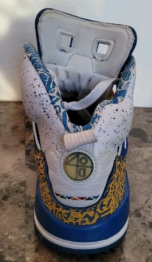 *S Größe 4,5Y - Air Jordan Spizike Do The Right Thing. Top Zustand. Kein Orig Karton
