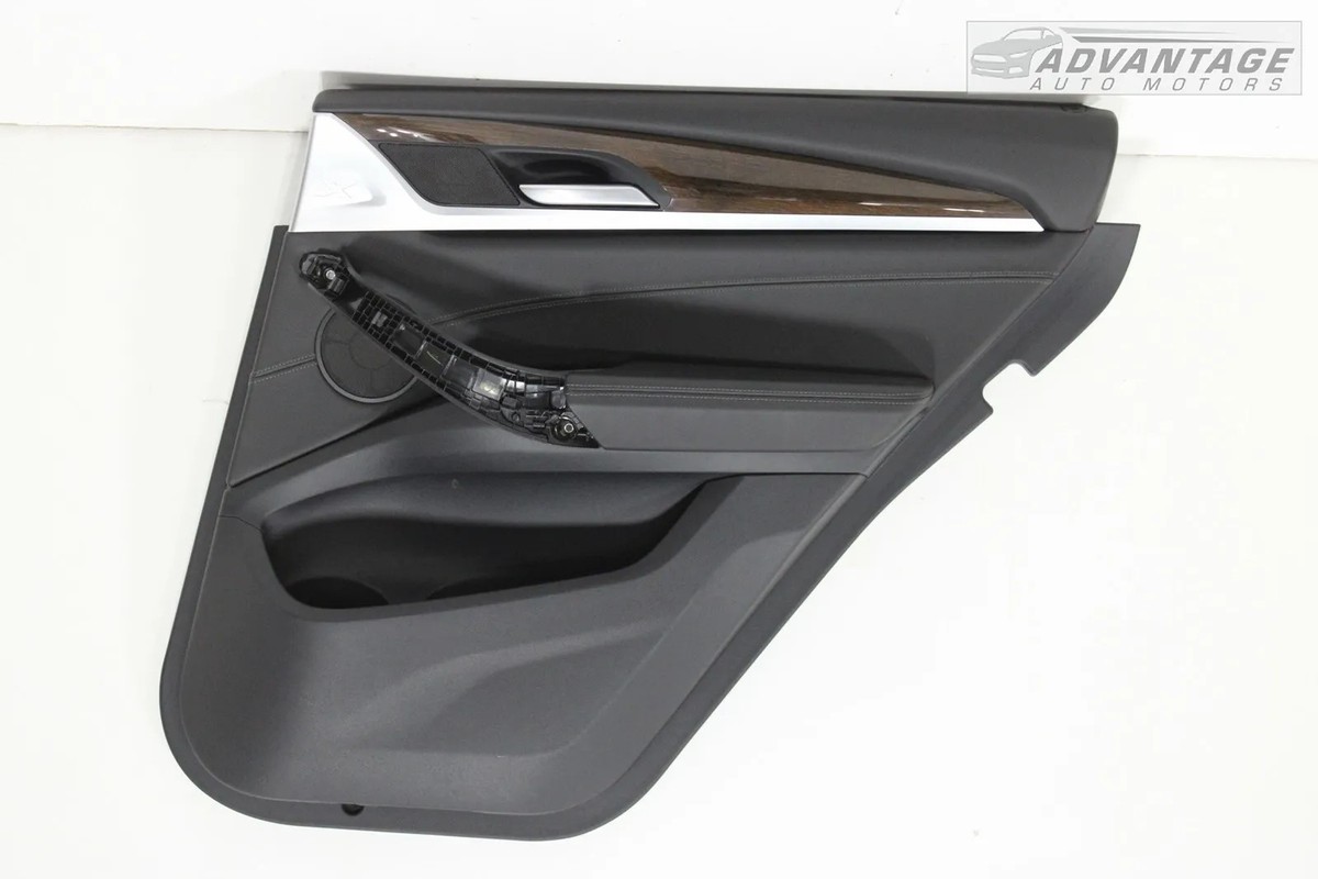 831 ページ 2018-2024 BMW X3 G01 REAR RIGHT SIDE INTERIOR DOOR PANEL TRIM