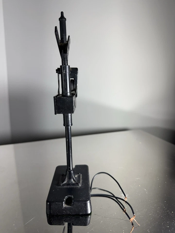 LIONEL POST-WAR TRAINS  OPERATING BANJO SIGNAL No. 140 WITH BOX - Image 4 of 4