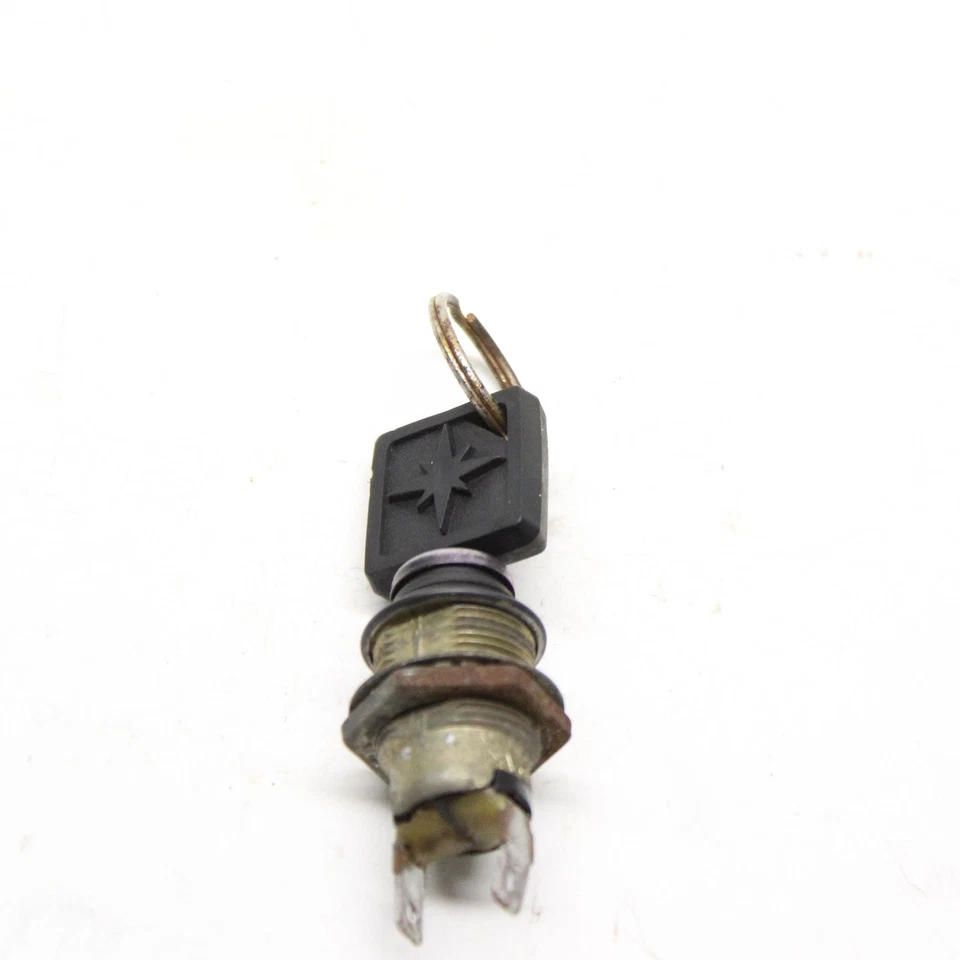 1994 polaris xlt 600 Oem Ignition Key Switch 2200357 2410009 - Image 3 of 4