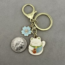 Japanese Lucky Cat Maneki Neko Floral Enamel Gold Tone Keychain Key Ring 62684