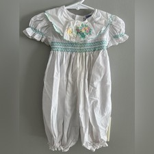 90s Vintage Carriage Boutiques 3M Smocked Bubble Romper White Heirloom