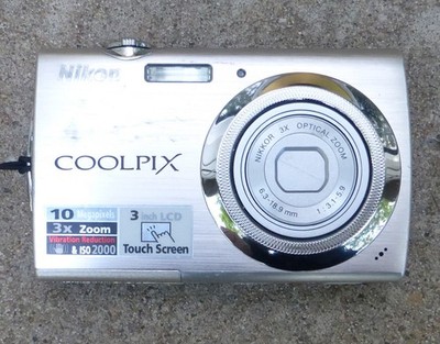 NIKON COOLPIX  S230  10MP DIGITAL CAMERA w BUNDLE  ~Excellent condition