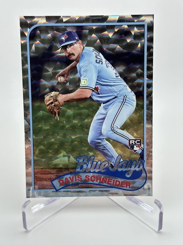 2024 Topps Series 2 Davis Schneider (RC) 1989 Silver Foilboard #89B2-33 Toronto - 第 1/2 張圖片