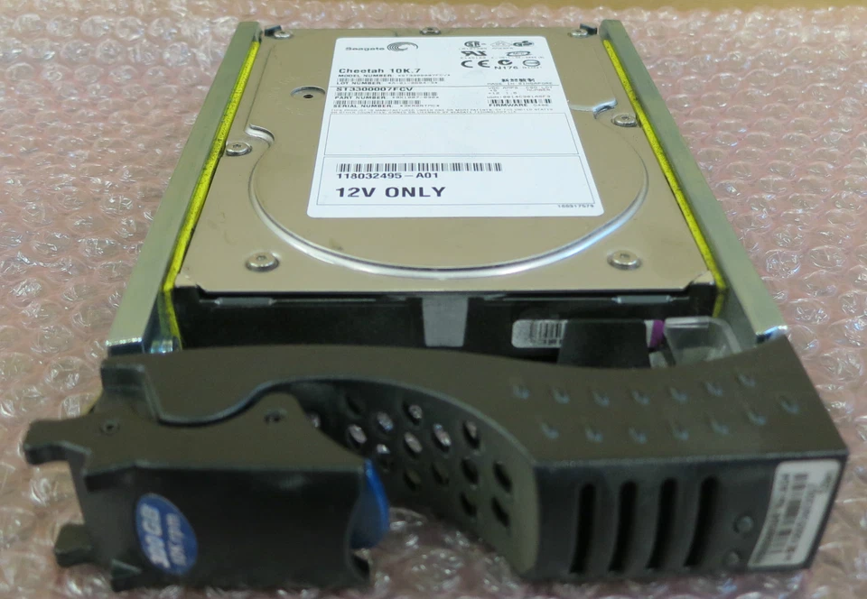 Seagate ST3300007FCV 300GB 10K Rpm FC Hard Drive with Caddy 9X1007-030 - Image 2 of 4