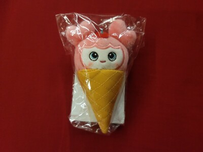 TWICE ナヨン popup ポップアップ アイス ぬいぐるみ バッチ TWICE