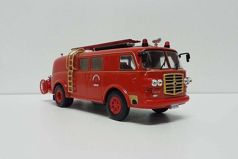 1/43 PEGASO II Z-203 AUTOBOMBA BOMBEROS DE EL FERROL 1/43 PEGASO II Z-203 AUTOBOMBA BOMBEROS DE EL FERROL