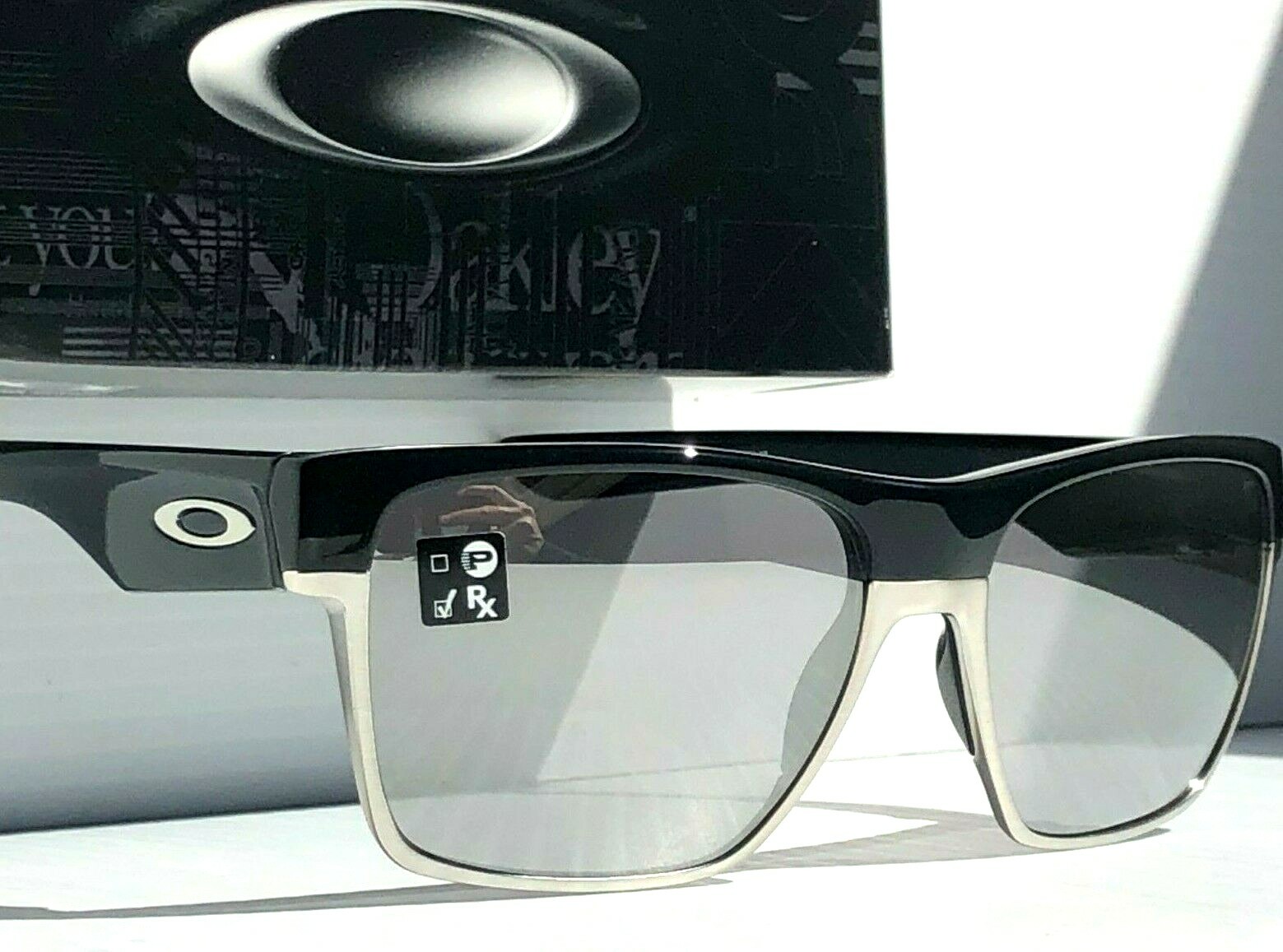 Oakley Twoface Xl Men S Sunglasses Polished Black Frame And Chrome Iridium Lens Oo9350 07 For Sale Online Ebay