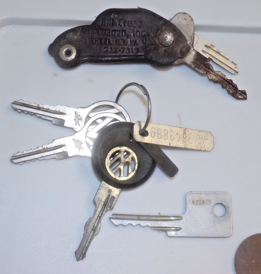 Lot Of Vint Car Keys Volkswagen VW Leather Key Holder Wheeling WV Ford