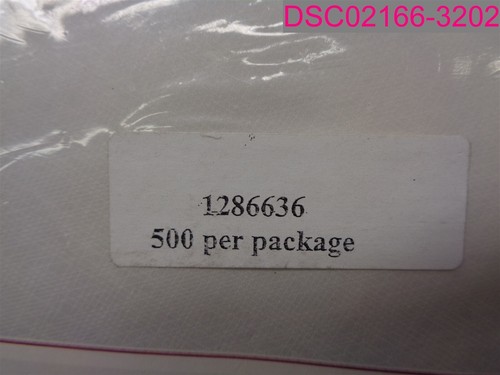 Rough Edges; 500 Sheets- LM832 Laser/Injet Blank Check Paper, Middle Format - Picture 3 of 7