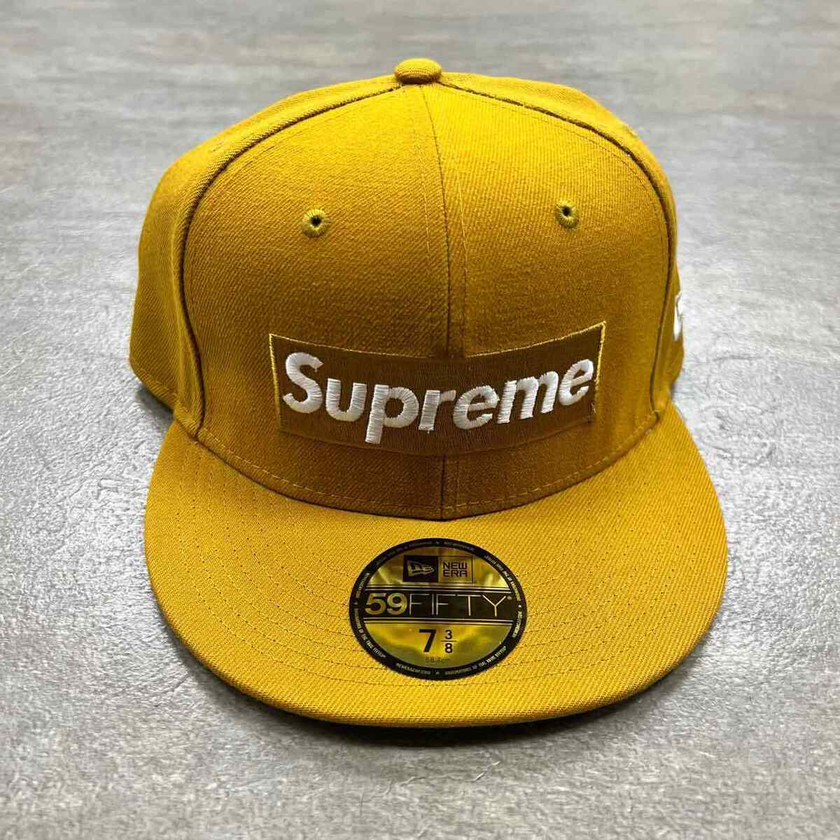 Supreme Fitted Hat Supreme Fitted Hat
