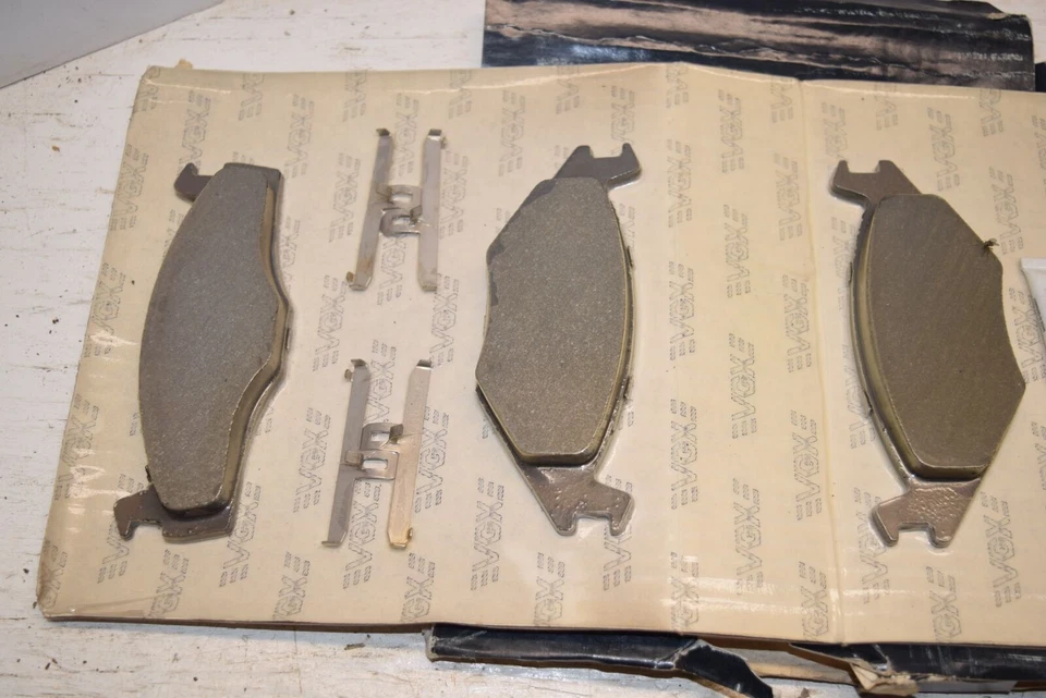 Juego de pastillas de freno de disco metálico NOS VGX MF280K Foto 2 de 4