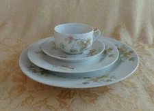 Antique Haviland France Maple Leaf 4 Pieces Dinner Place Setting