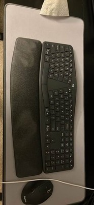 Excellent Condition Wireless Logitech Ergo Split Keyboard for Business