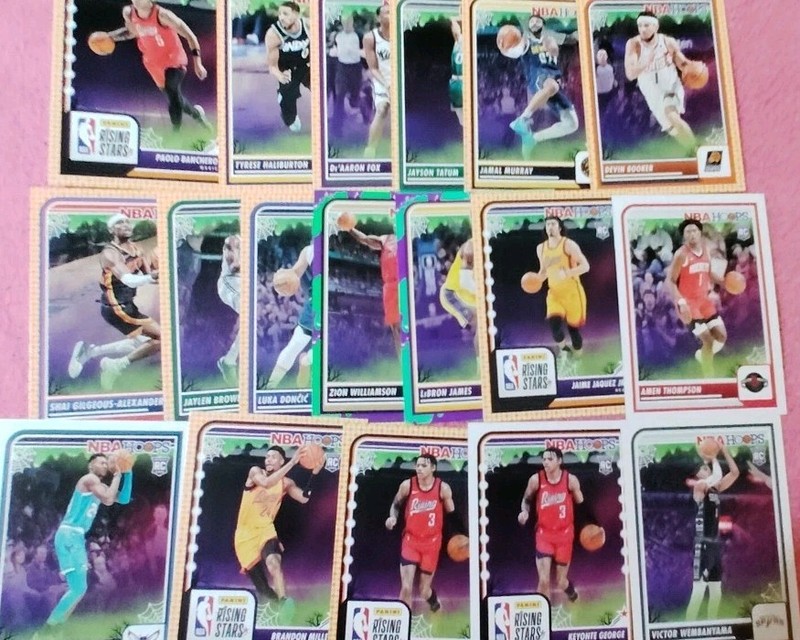 2023-24 Panini Haunted Hoops 386 Cards Holo Web, Slime, Orange, RC Wembanyama