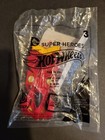 McDonald’s Hot Wheels Super Heroes DC Comics “The Flash” #3 toy car — photo 1