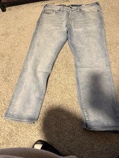 True Religion Relaxed Slim Light Blue Denim Jeans 5-Pocket Logo Button Zip Men's