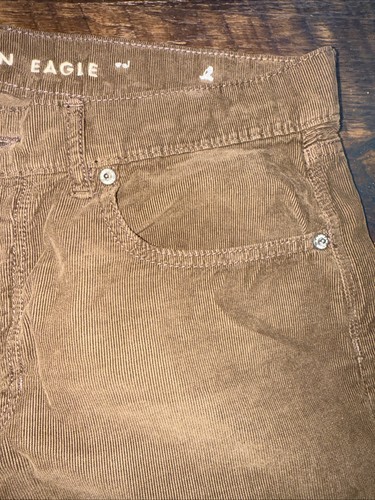 American Eagle Brown Low Rise Skater Jeans Size 10 Wide Leg Corduroy EUC - Picture 7 of 11