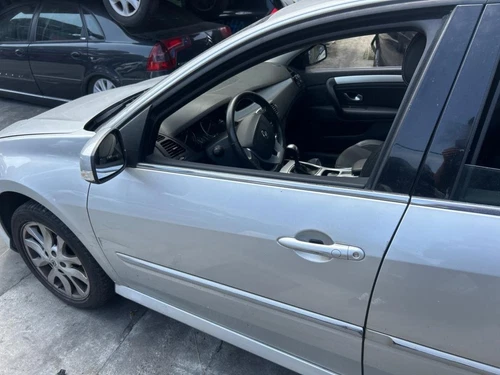 Portiera Anteriore Sinistra per RENAULT LAGUNA III BERLINA Dynamique 2 2554810 - Imagen 1 de 10