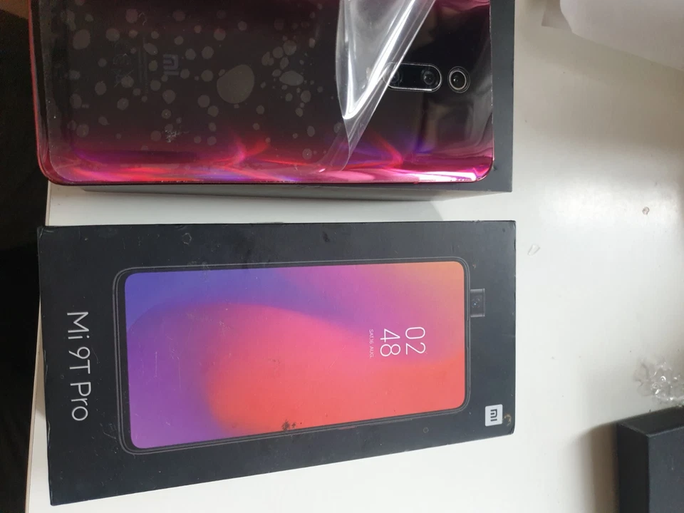 Xiaomi Redmi 9T - 128Go - ecran et cache batterie neuf, photo 2 sur 3
