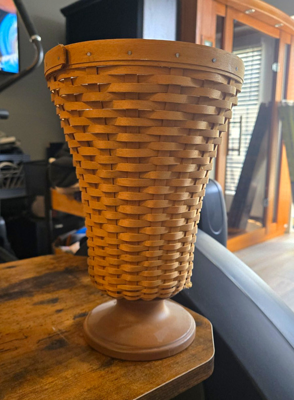 Longaberger Collectors Club 2003 Basket Lined Plastic Liner Pedestal 13in