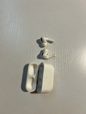 Apple AirPods Pro  1st Gen  with Wireless Charging Case - White