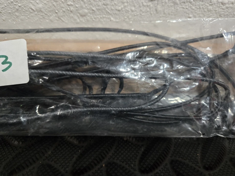 Mathews V3x 33 Or Phase 4 33 Zebra String Set - Image 2 of 2