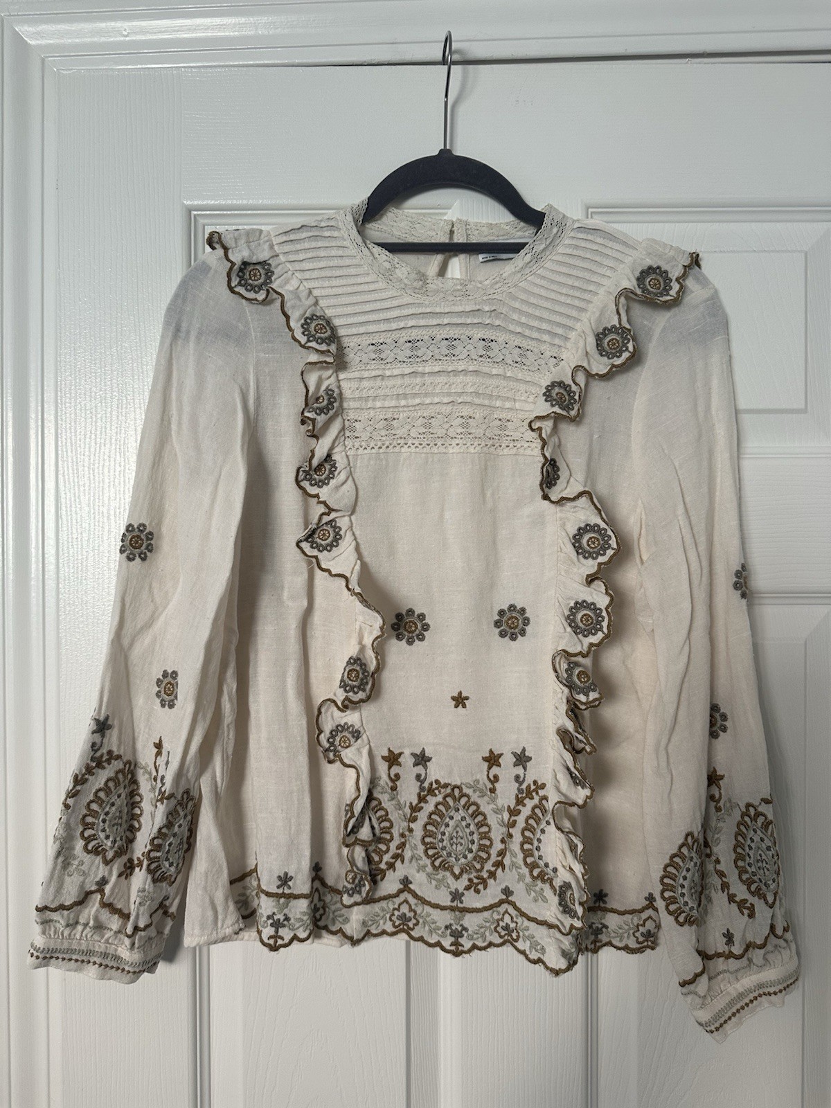 Zara Woman Linen Blouse With Ruffle Trim And Floral Detail - Size Medium