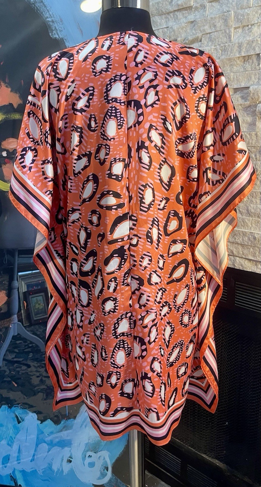 Orange Graphic Pattern Tunic Bat Wing Kimono Dres… - image 5