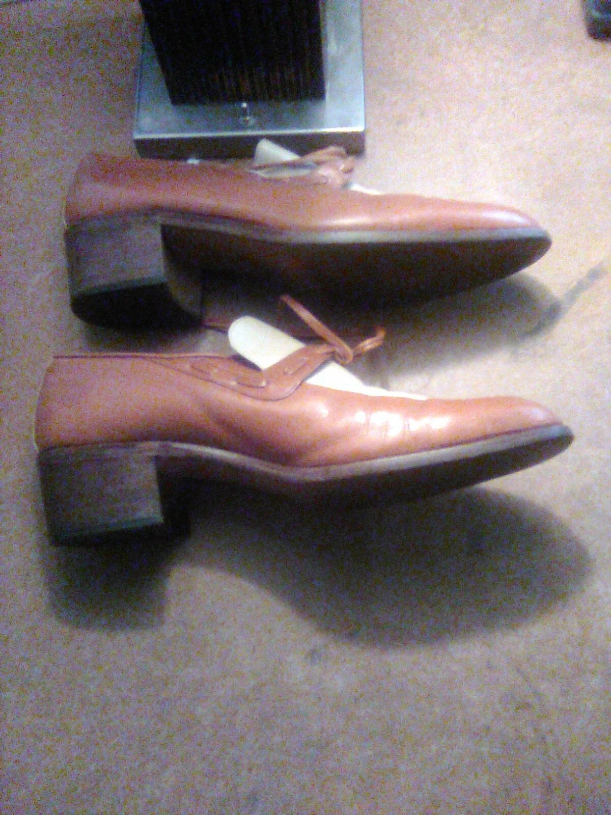 SAINT LAURENT (YSL) { YVES SAINT LAURENT }ARREDAMENTO UOMO PREGIATO FAMOSO A LIVELLO INTERNAZIONALE