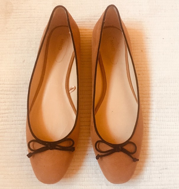 mustard colored flat shoes