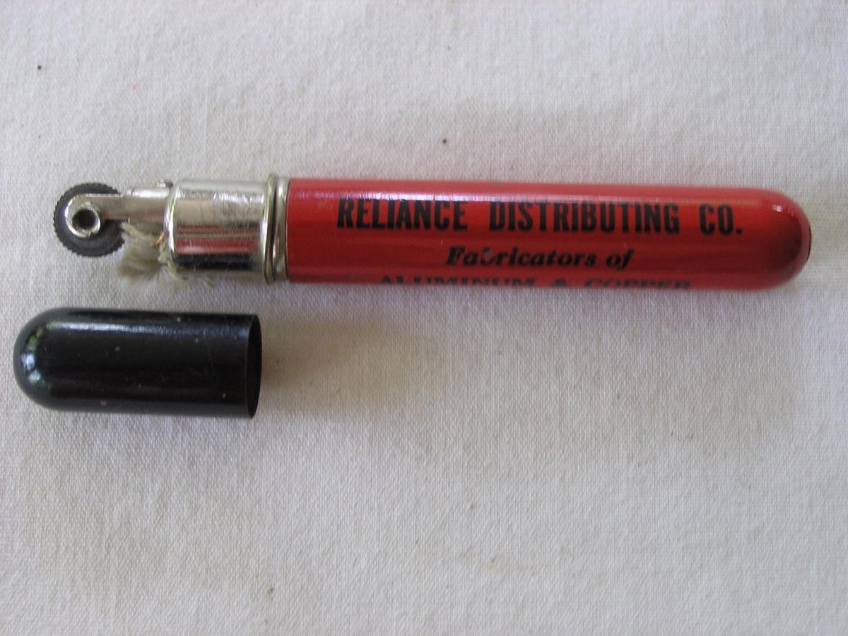 VINTAGE CIGARETTE LIGHTER/PEN SHAPED ADVERTISING RELIANCE DISTRIBUTING CO. 