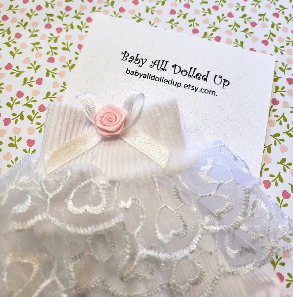 2 Piece Set Of Pink And White Lace Socks - Image 3 of 4