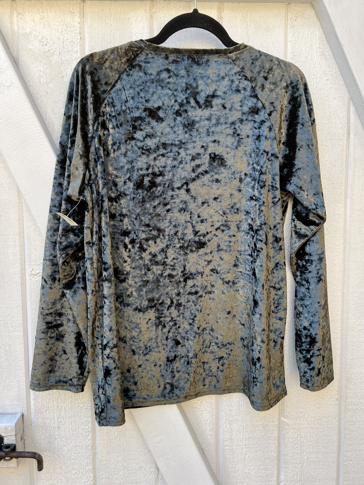 New $45 Urban coco medium moss green Velvet T-Shirt Casual Long Sleeve Top A62 image 3