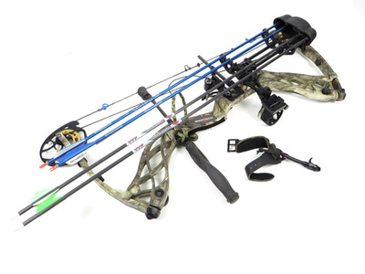 Bowtech Carbon Icon RH Right Handed Compound Bow Package 50-60#